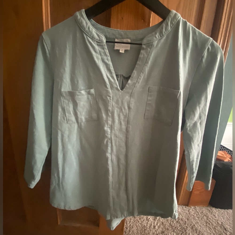 Dee Elly Laiklyn Split Neck Knit Top, Size Medium